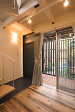 entrance03[1].jpg